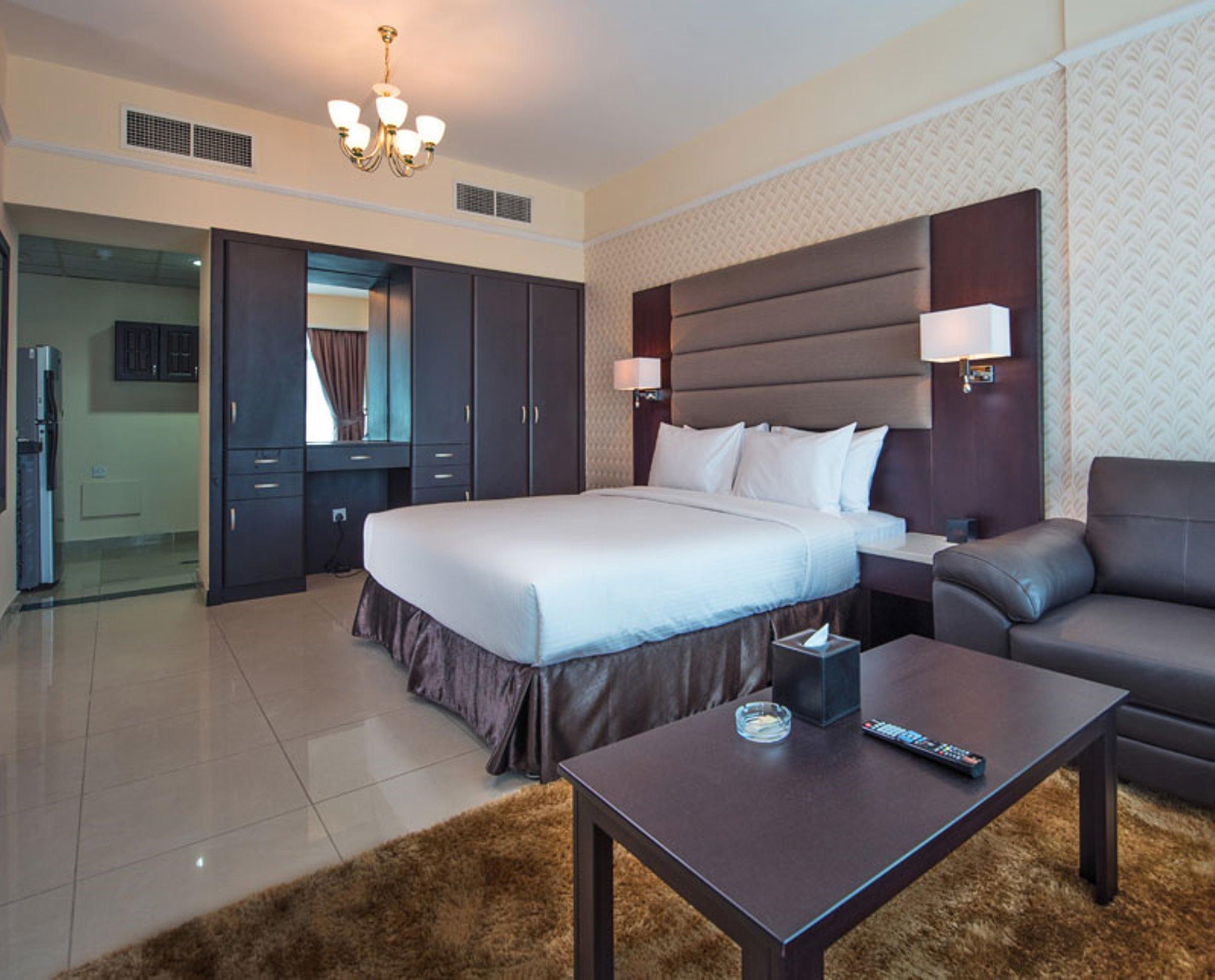 Sunday Mega Hotel Sheikh Zayed Road Near Difc Formerly Emirates Grand Hotel Dubai Bagian luar foto