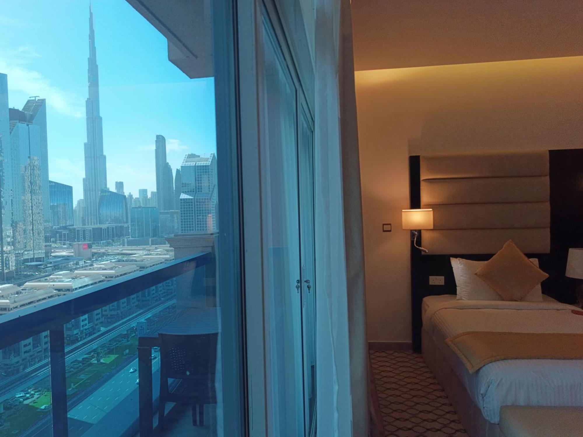 Sunday Mega Hotel Sheikh Zayed Road Near Difc Formerly Emirates Grand Hotel Dubai Bagian luar foto