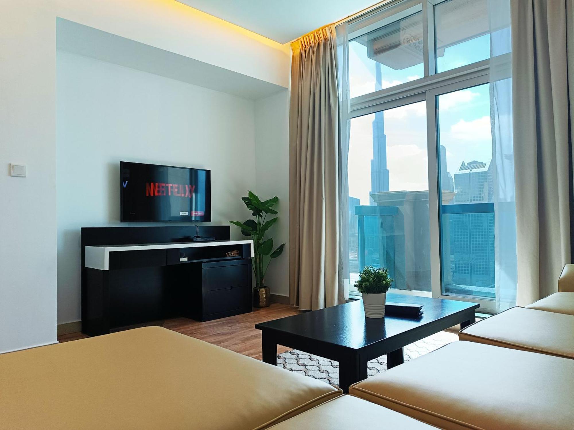 Sunday Mega Hotel Sheikh Zayed Road Near Difc Formerly Emirates Grand Hotel Dubai Bagian luar foto