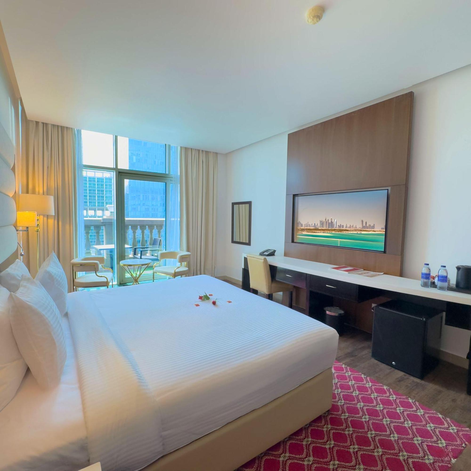 Sunday Mega Hotel Sheikh Zayed Road Near Difc Formerly Emirates Grand Hotel Dubai Bagian luar foto