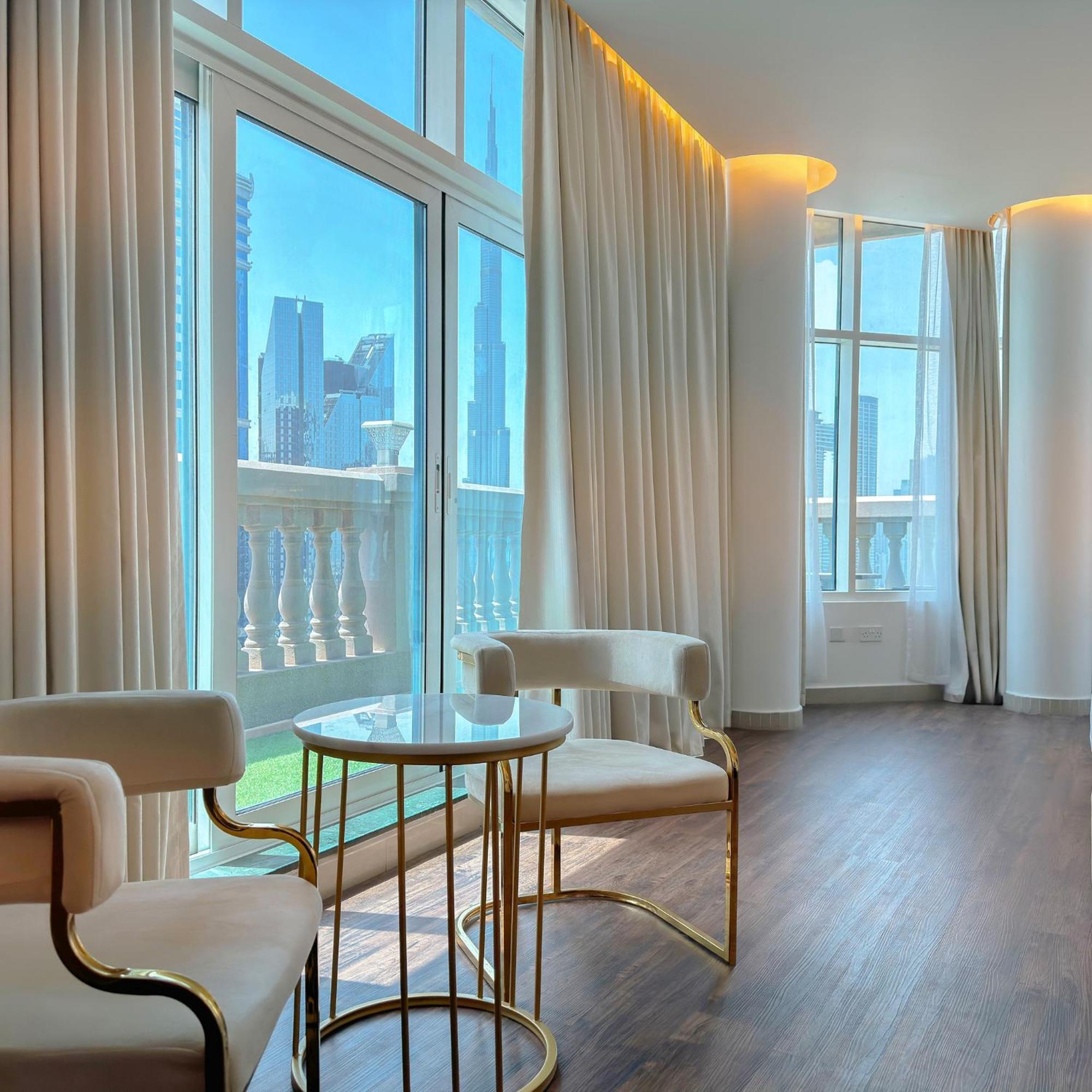 Sunday Mega Hotel Sheikh Zayed Road Near Difc Formerly Emirates Grand Hotel Dubai Bagian luar foto