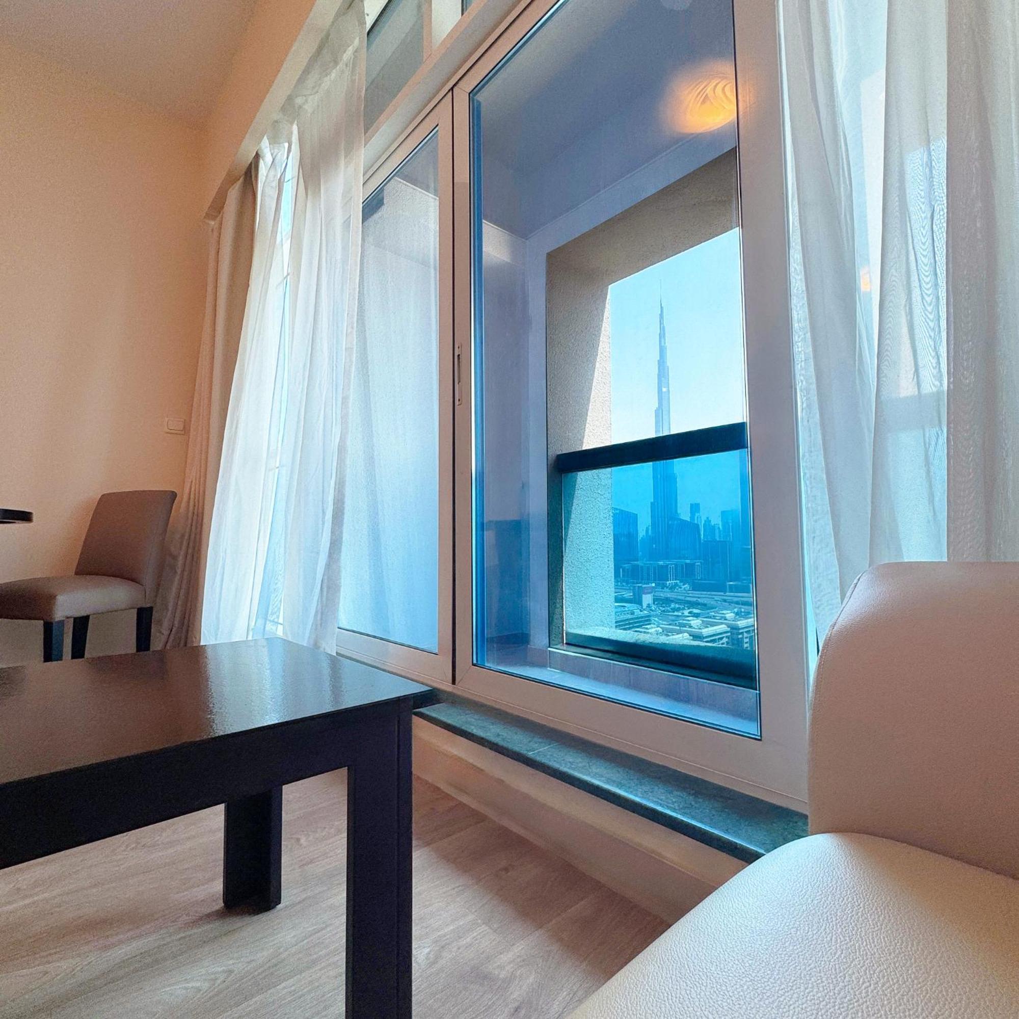 Sunday Mega Hotel Sheikh Zayed Road Near Difc Formerly Emirates Grand Hotel Dubai Bagian luar foto