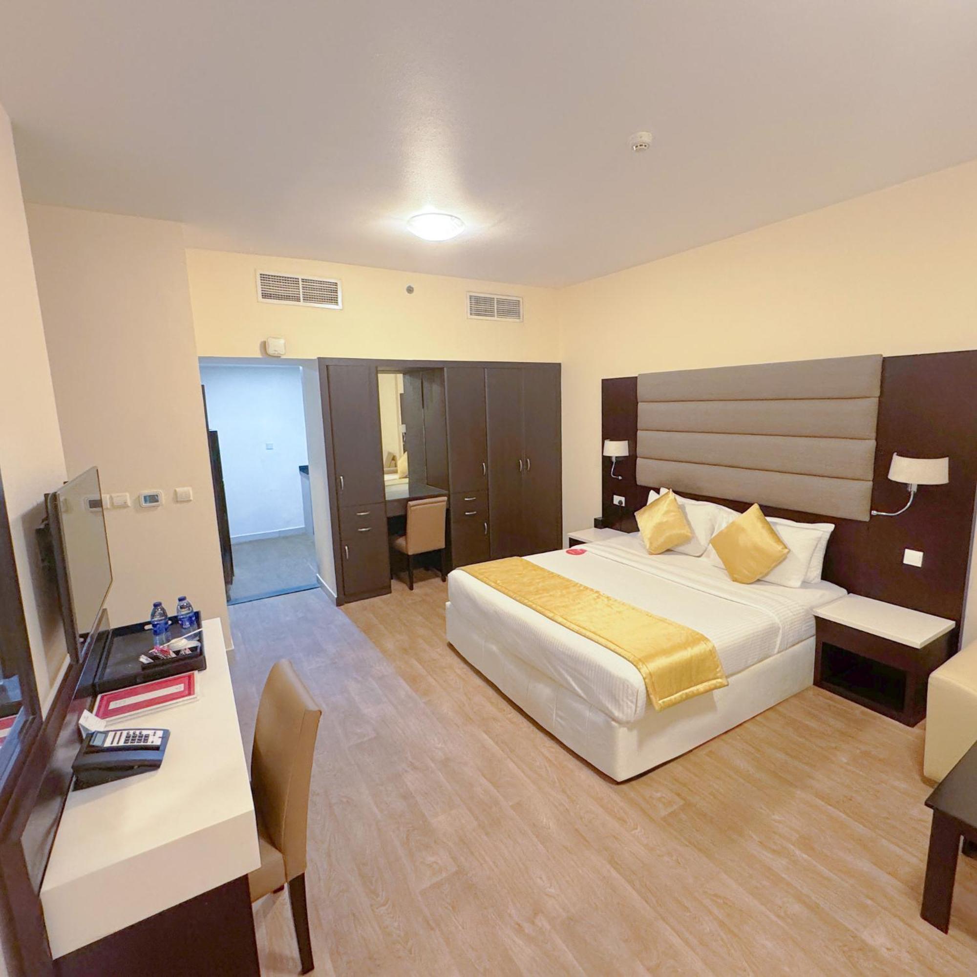 Sunday Mega Hotel Sheikh Zayed Road Near Difc Formerly Emirates Grand Hotel Dubai Bagian luar foto