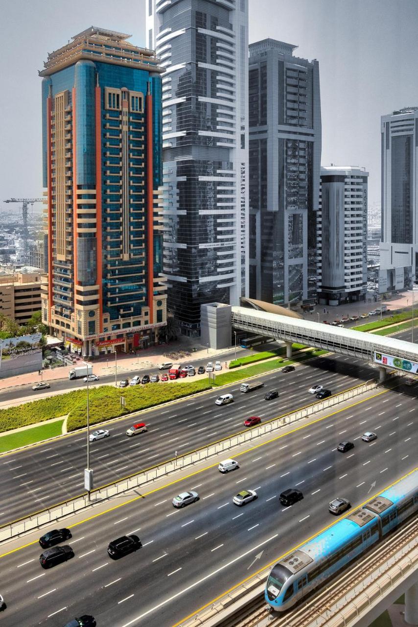 Sunday Mega Hotel Sheikh Zayed Road Near Difc Formerly Emirates Grand Hotel Dubai Bagian luar foto