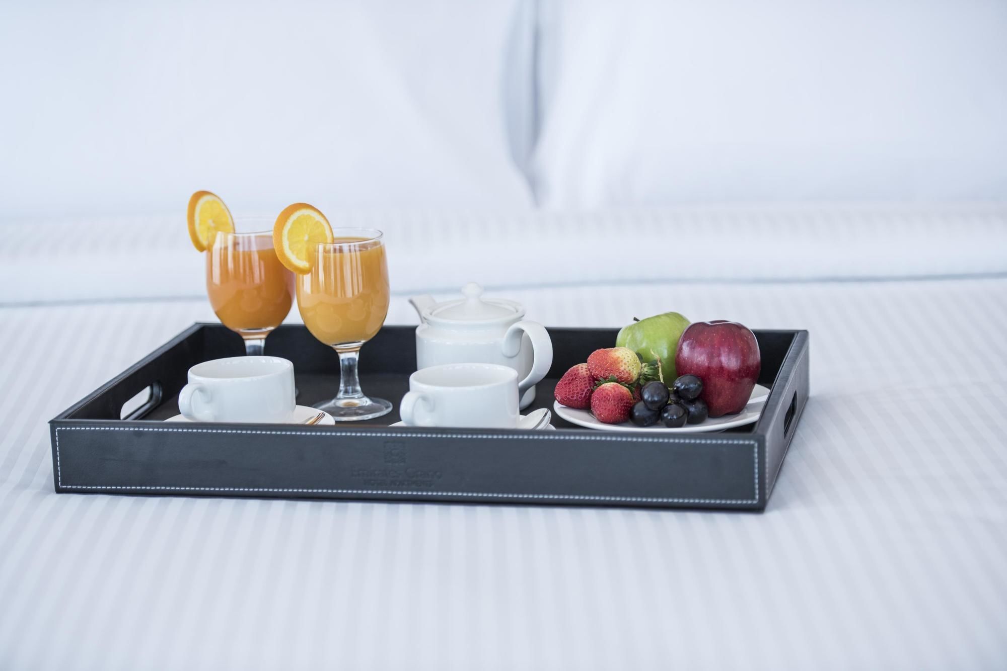Sunday Mega Hotel Sheikh Zayed Road Near Difc Formerly Emirates Grand Hotel Dubai Bagian luar foto